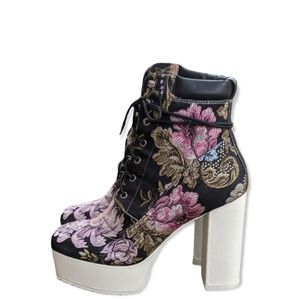 Shellys London Platform Boots